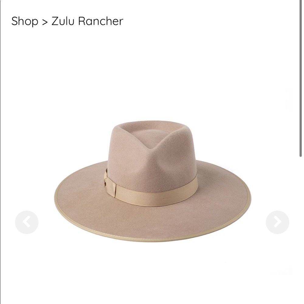 Lack of color Zulu Rancher Size Small NWT